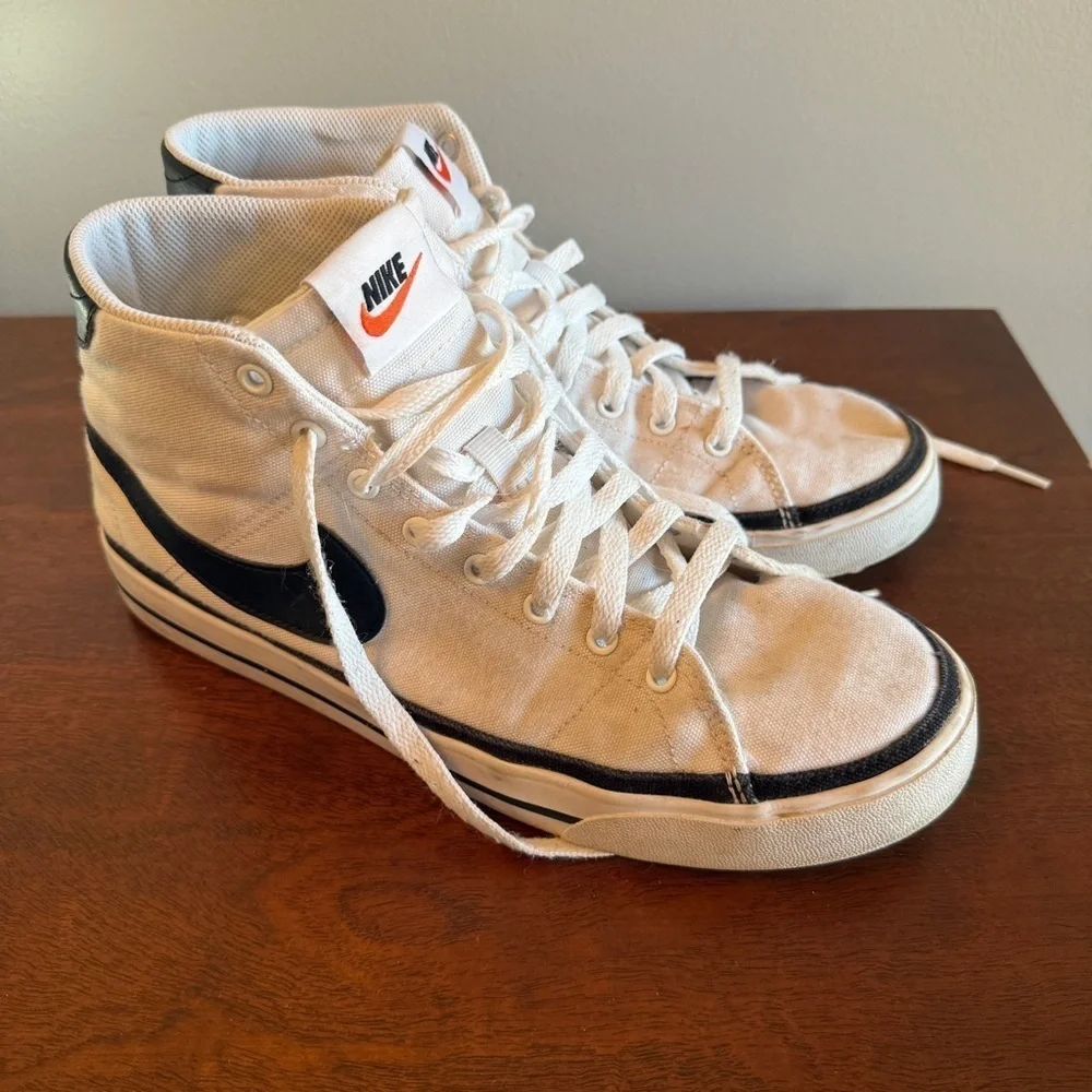 Nike Blazer Mid ’77 High Top Sneakers Men’s Size 10